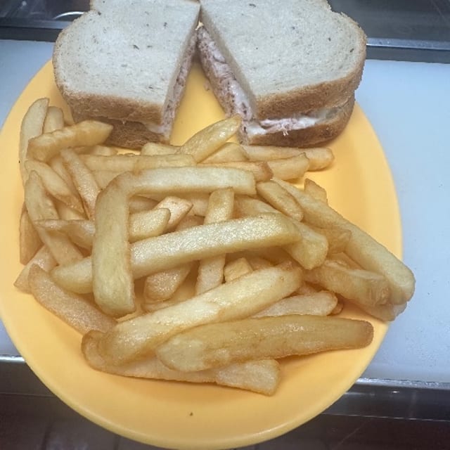 Tuna Sandwich.